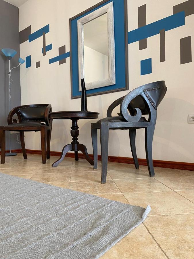 Guest house Metaxi Suits Budva