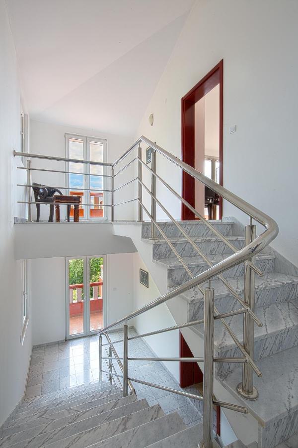 Metaxi Suits Guest house Budva